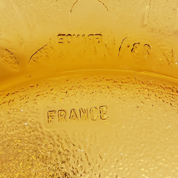 Vintage France Vereco Amber Flower Plate - Picture 7 of 16